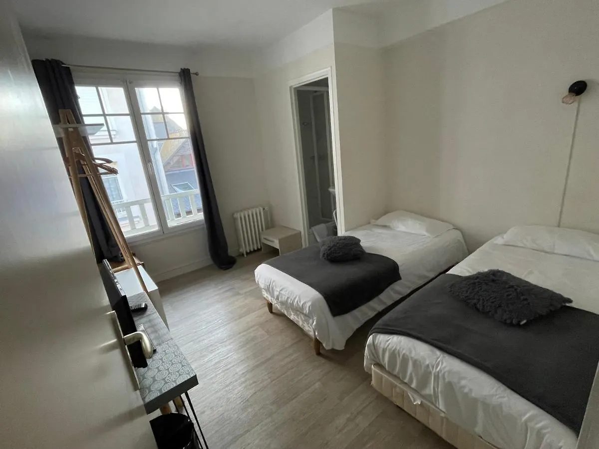 Hotel Les Chiens du Guet à Saint-Malo 3*,  France